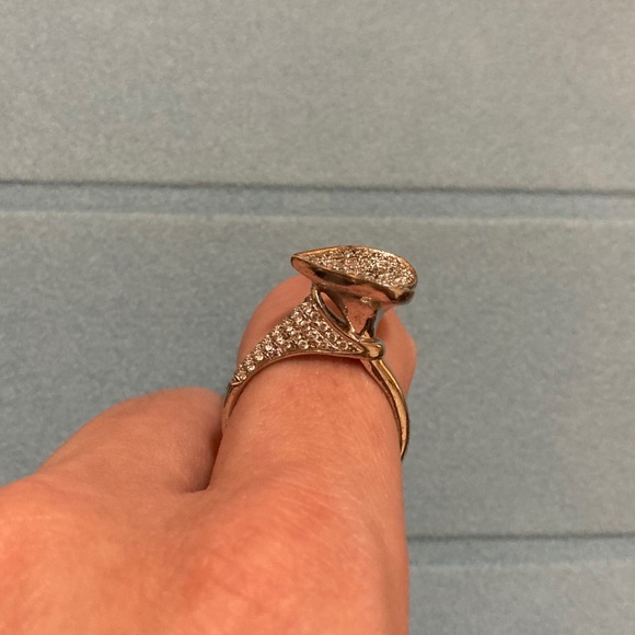 Silver heart ring - Picture 7 of 10